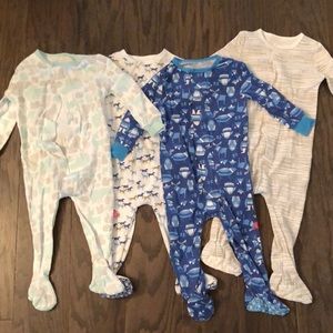 4 Brand New Magnetic Me Footies 9-12 Months